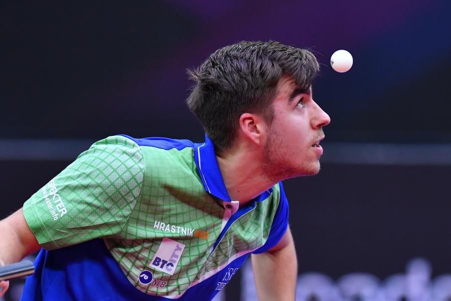 从这三位超 从这三位超