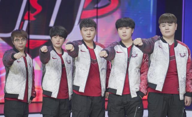 他的女友怀 他的女友怀