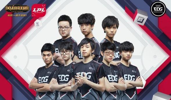 监在接受采 监在接受采