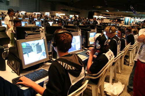 羽毛球感兴 羽毛球感兴