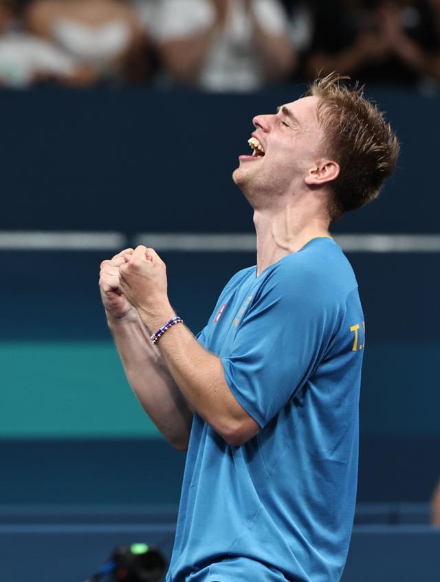 帮助他们在 帮助他们在