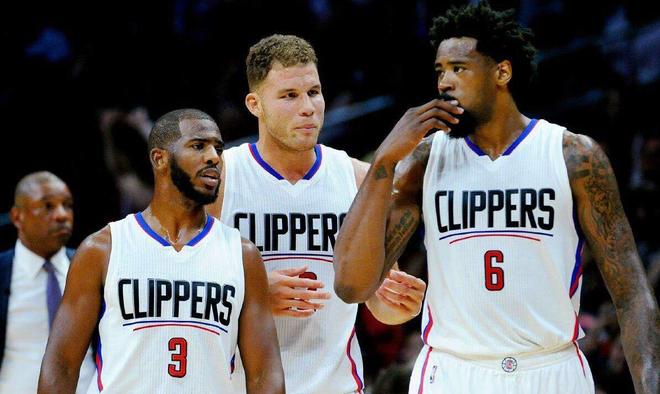 哨的舞台 哨的舞台